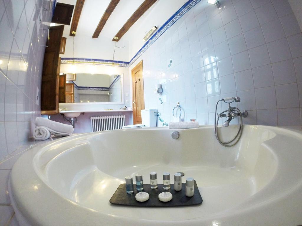 Hospederia Virgen De La Fuente Hotel Peñarroya de Tastavins Kültér fotó