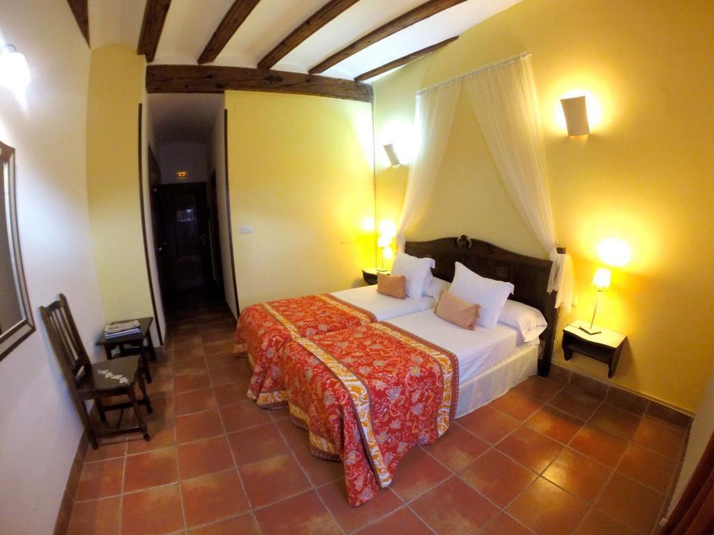 Hospederia Virgen De La Fuente Hotel Peñarroya de Tastavins Kültér fotó